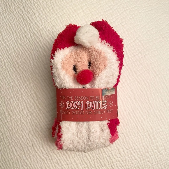 NWT Cozy Cuties Fuzzy Santa Socks - Picture 2 of 5